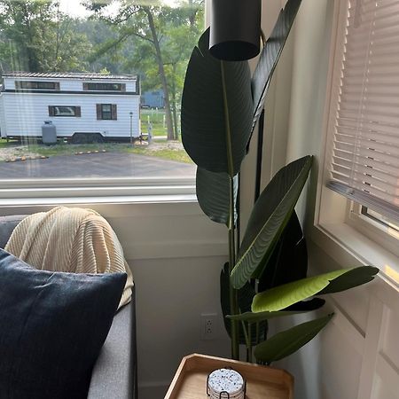 The Tiny Getaway Home Elizabethtown Esterno foto